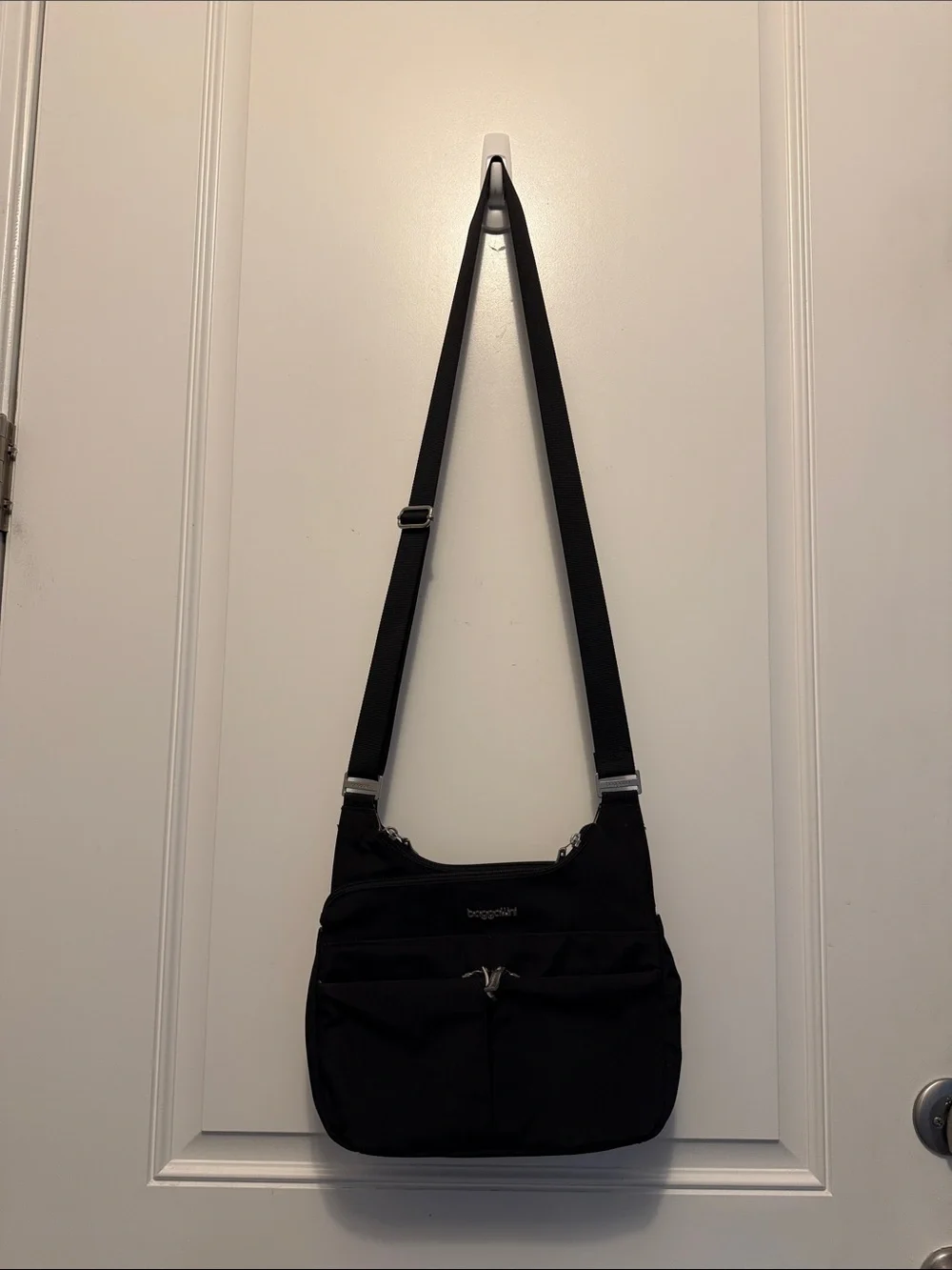 Baggallini Black Lightweight RFID Crossbody Organizer